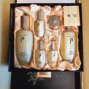 The history of Whoo Cheonyuldan Ultimate Regenerating 2pcs Special Gift Set