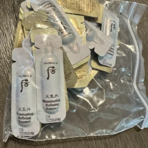 The History of Whoo Cheongidan Illuminating Refining Essence 1ml x 50pcs