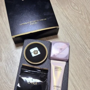 The History of Whoo Cheongidan Radiant Essence Cushion #21 Special Set K-Beauty